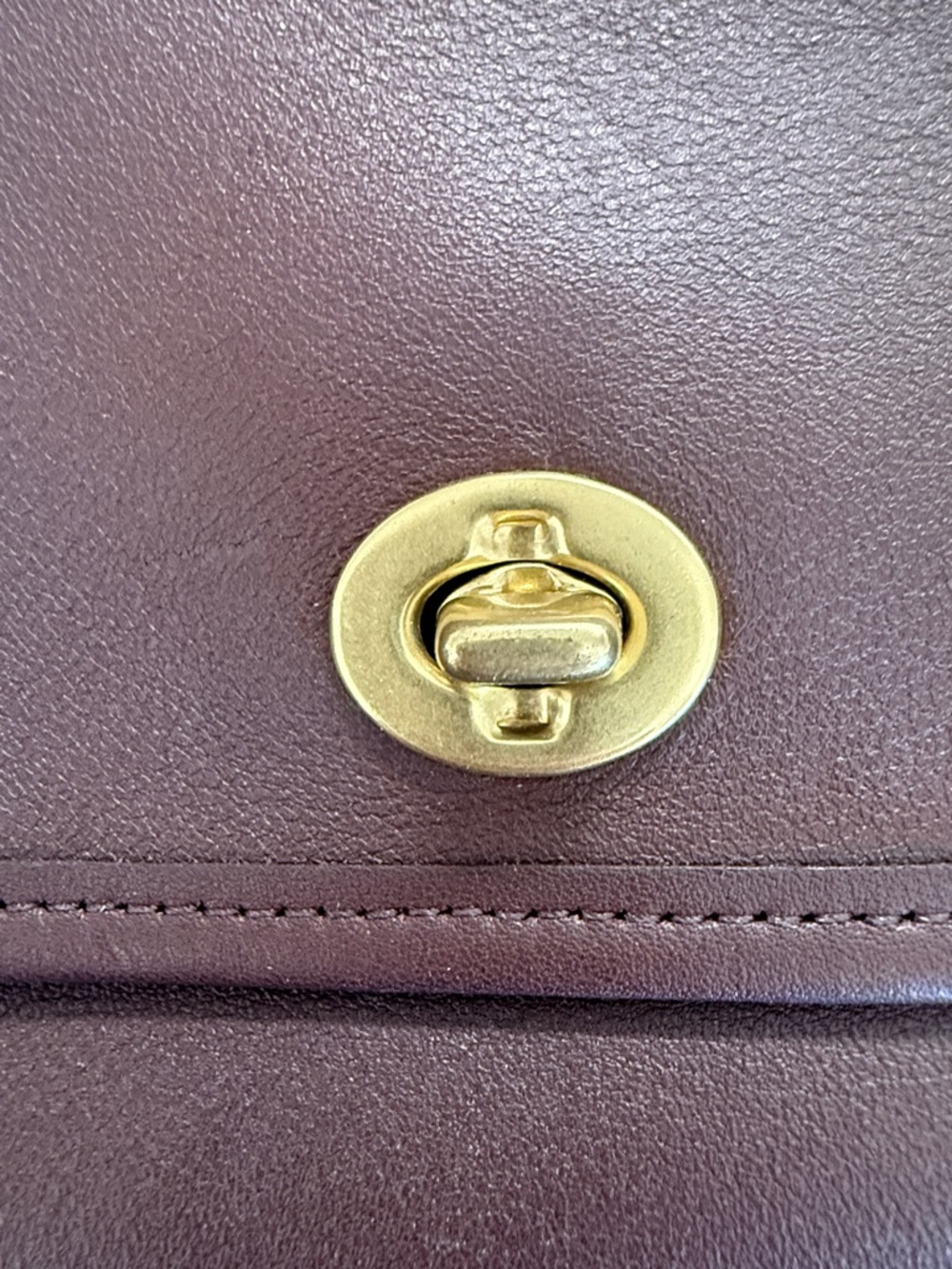 Vintage Coach Leather City Bag 9790 in mahogany color pristine condition - Picture 13 of 15